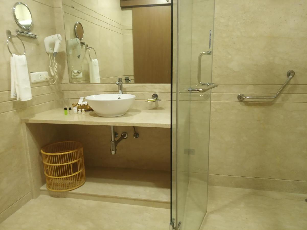 Kiscol Grands Hotel Coimbatore Eksteriør billede
